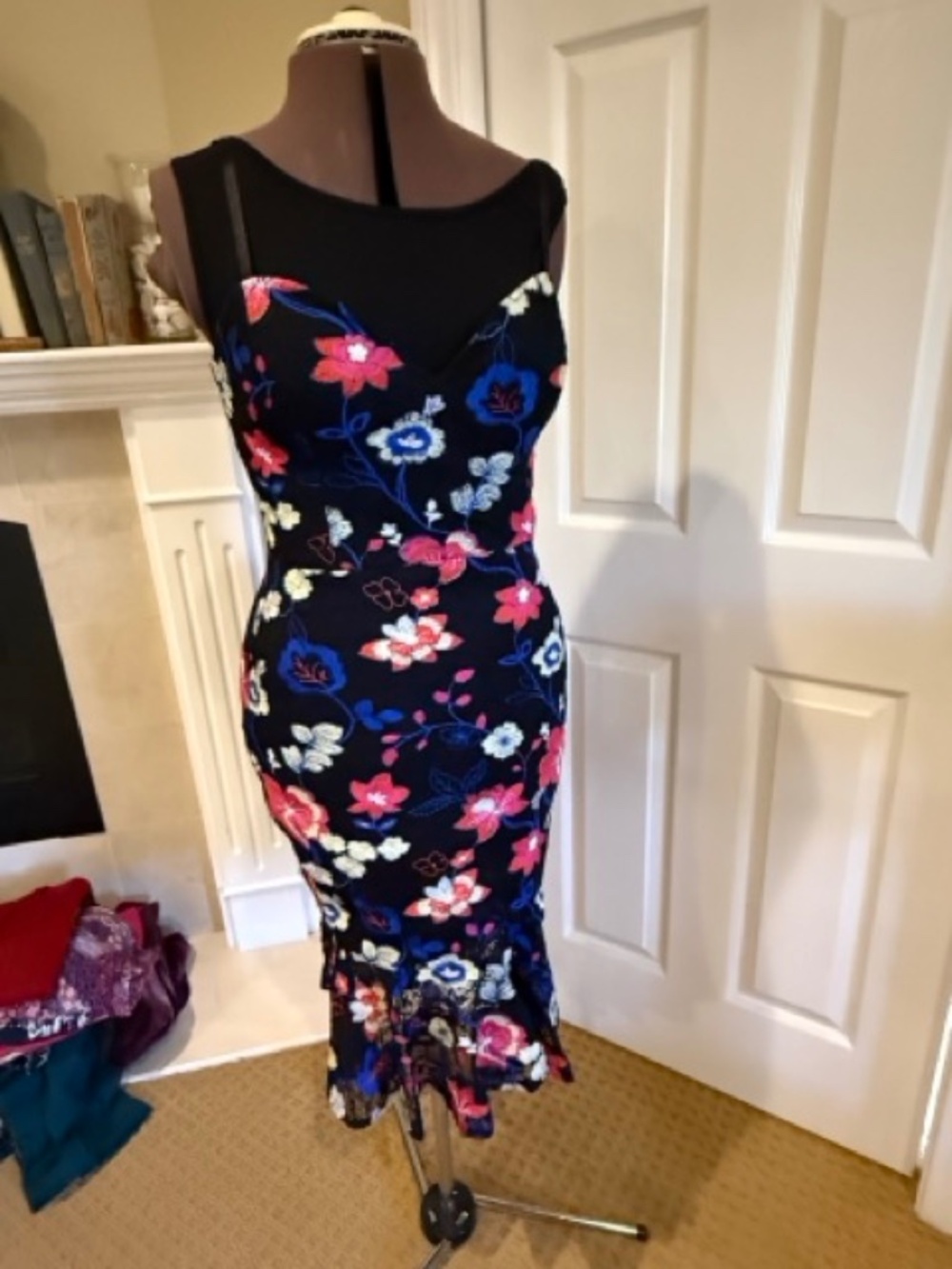 GUESS Black Floral Embroidered Lace Midi Dress Size 8